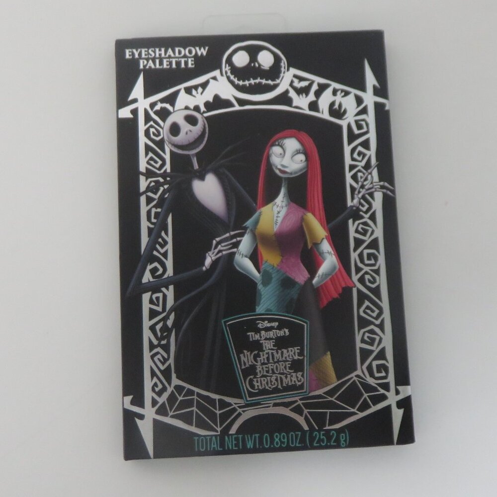 (#127) Tim Burton's The Nightmare Before Christmas 12 Shade Eyeshadow Palette